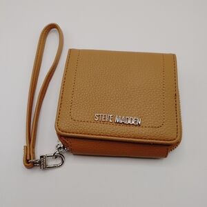 Steve Madden Tan Zip Around Wristlet Wallet NWOT Card Holder Coin Purse